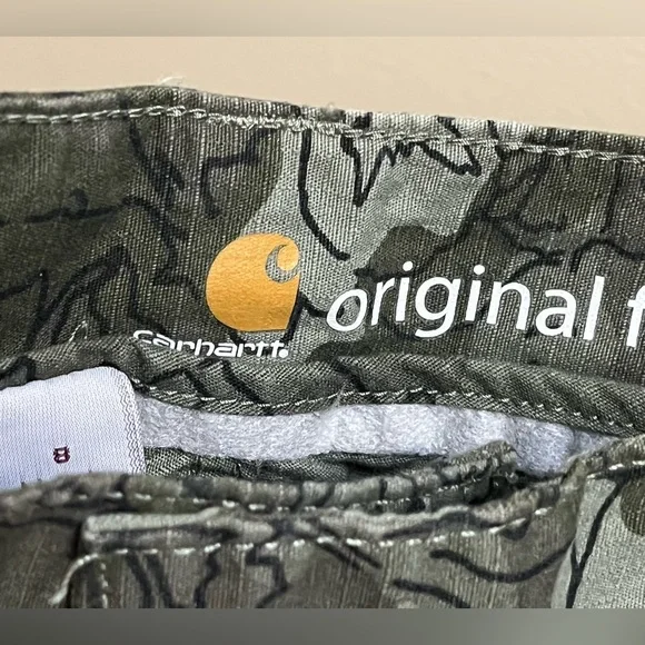 🆕Carhart  Women’s cargo Camouflage Shorts.          CC - Picture 6 of 9